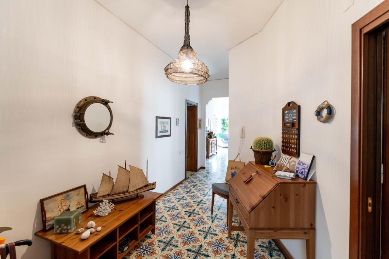 Virginia'S Guest House Sorrento Bagian luar foto