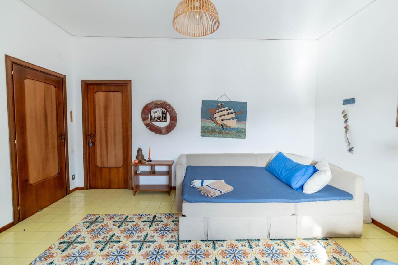 Virginia'S Guest House Sorrento Bagian luar foto