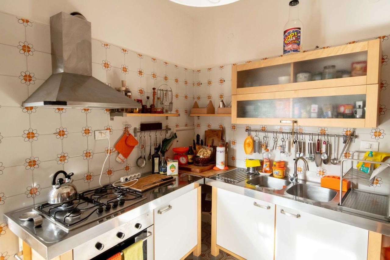 Virginia'S Guest House Sorrento Bagian luar foto