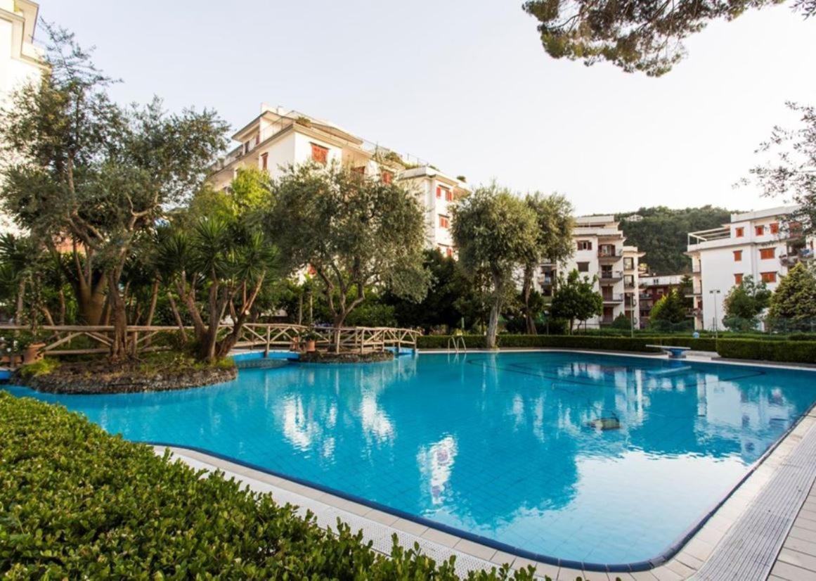 Virginia'S Guest House Sorrento Bagian luar foto